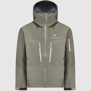 Arc’teryx Alpha SV Jacket ‘Sage Green’